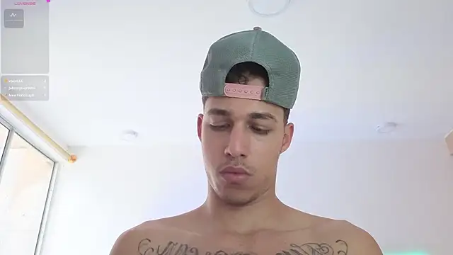 orionblaze69_'s Webcam Show