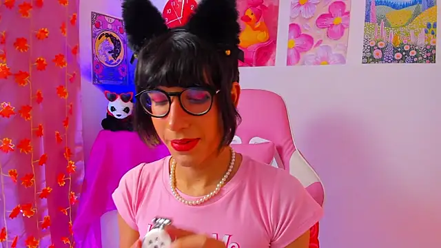 Madeline_21's Live XXX Chat