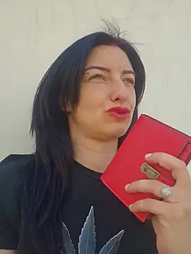 U_prolazu's Live XXX Chat