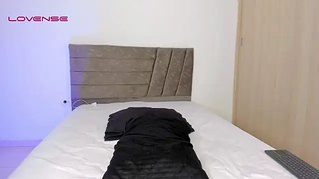 Soft_Temptationxx Webcam-Show