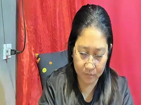 CHUBBY_ANGEL09 Adlı Modelin Canlı XXX Sohbeti