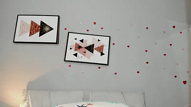 PauleteW10's Live XXX Chat