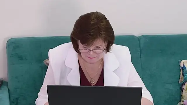 Sandra_Sunrise's Live XXX Chat