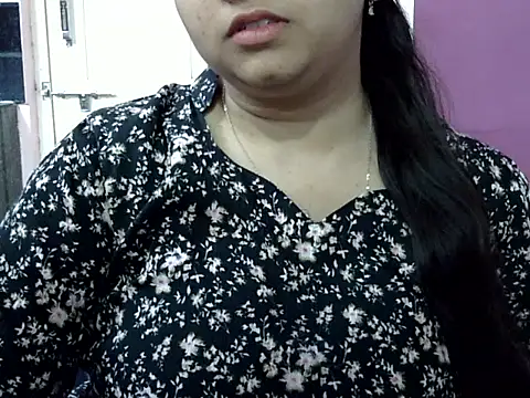 Živý XXX chat Cute_Aliyaa