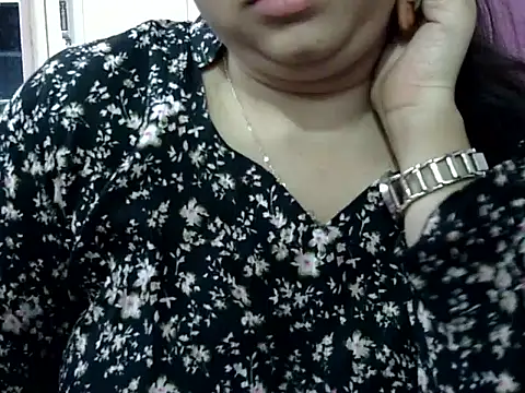 Chat XXX en directo de Cute_Aliyaa