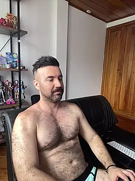 Živý XXX chat ADONIS_ART01