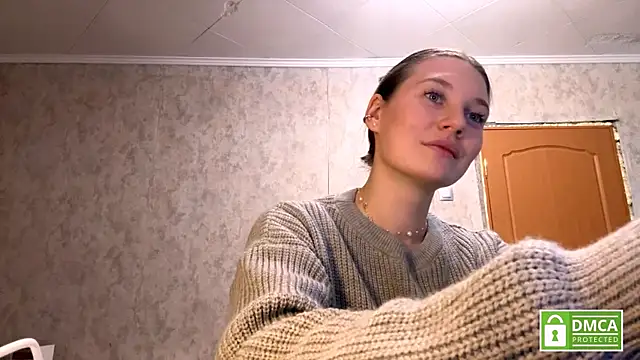 دردشة Jolievic الجنسية المباشرة