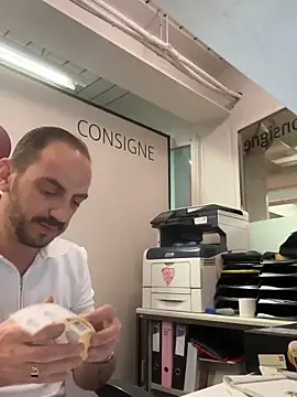 AlexGogo23 Webcam-Show