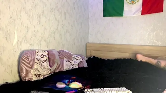 aliatorress Webcamshow