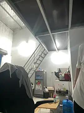 liamhn2k4 在線直播表演