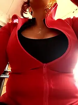 Samyra_Biker12: διαδικτυακό σόου στην κάμερα