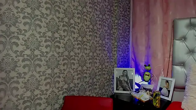 แชท XXX สดของ zoe_tamara