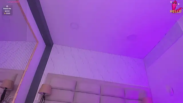 CarolineFyre Chat XXX live