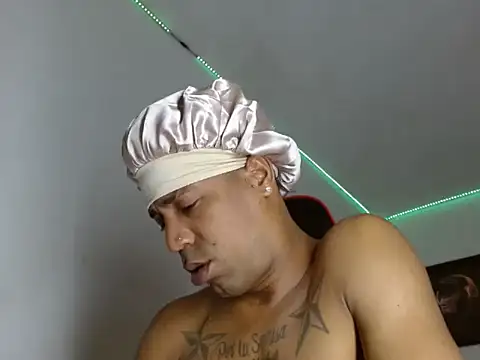 BBC_Black_ Adlı Modelin Web Kamerası Şovu