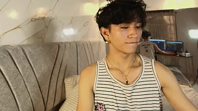 cococumps élő XXX-chatje