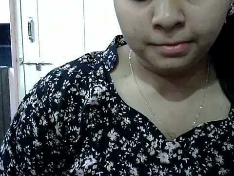 Cute_Aliyaa: απευθείας συνομιλία ΧΧΧ