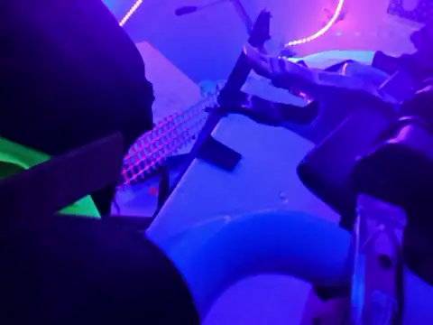 gurlnips Chat XXX live