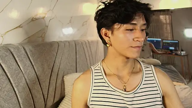 Show modela cococumps na web-kameri