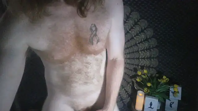 viking6reddd Show in webcam