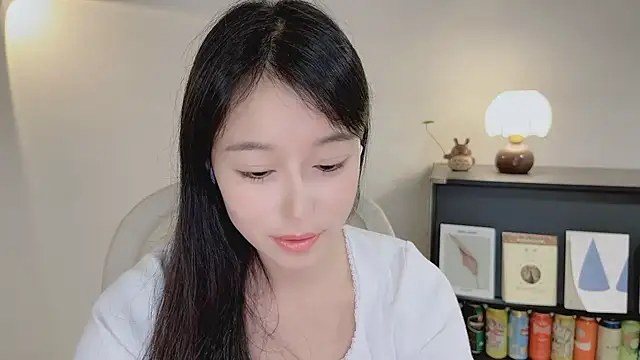 Chat +18 de Onechestnut ao vivo