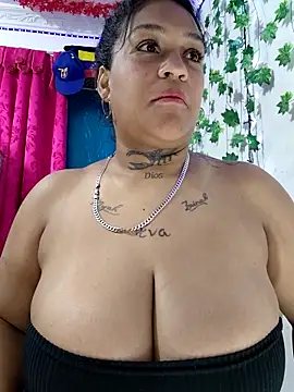 Michelle_Brito1 Chat XXX in diretta