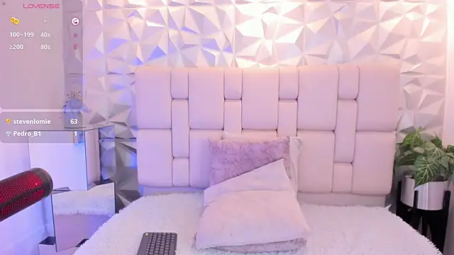 mell_muller Chat XXX in diretta