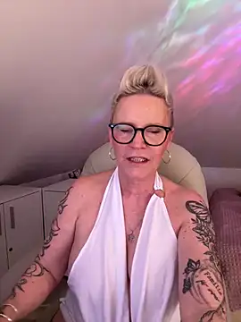 Sembang XXX Secara Langsung German_Milf