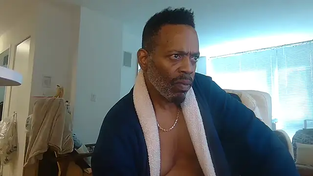 theblacklordmaster: διαδικτυακό σόου στην κάμερα