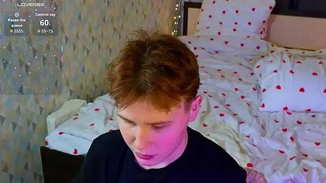 two_gerls_here Webcam-Show