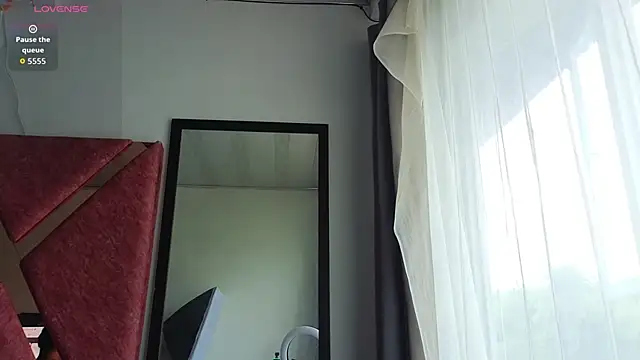 دردشة Emma_Revees الجنسية المباشرة