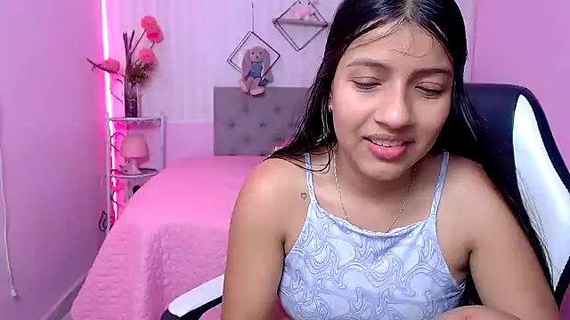 zara_cute's Live XXX Chat