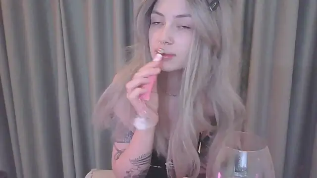 Emily_Flowers_ Obrolan Langsung XXX