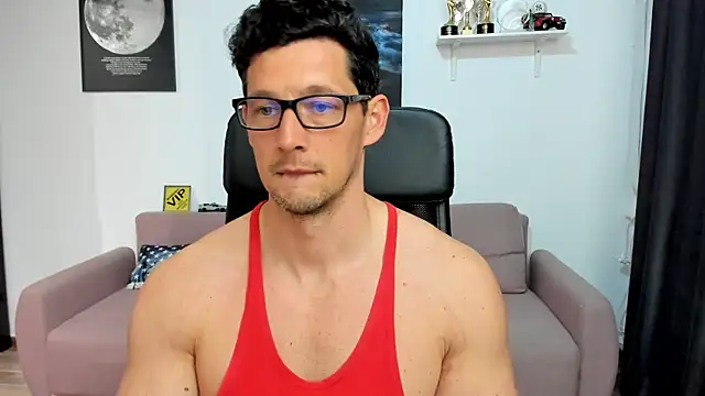 BrutusK08 Live XXX-Chat