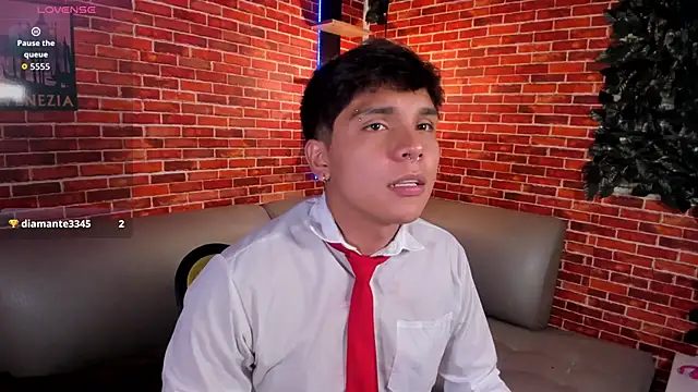 Pokazy przed kamerką – Thiago_Kozak