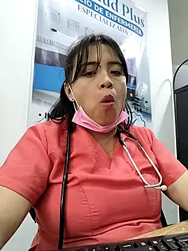 Pokazy przed kamerką – Nurse_Alice-7