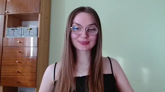 LooveELLYx live XXX chat