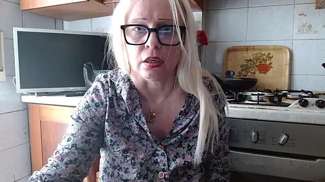 Chat +18 de martachatte ao vivo