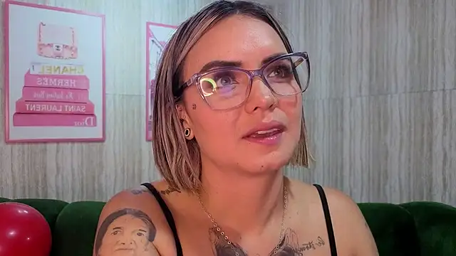 Chat XXX en directo de zarcasutra_t