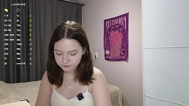 AlissaGerardo: онлайн-секс-чат