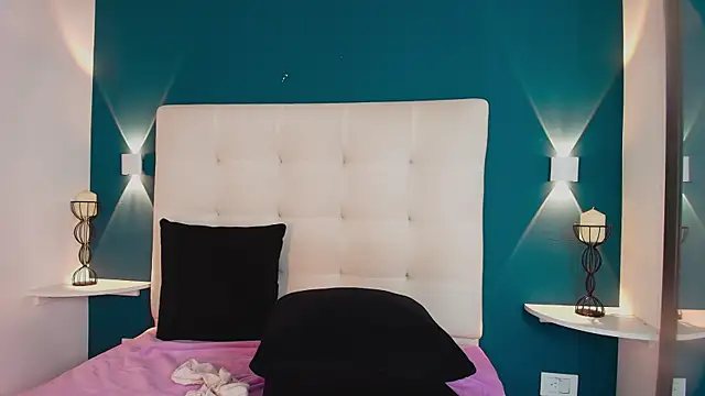 Chat XXX en directo de MiaaCarter_