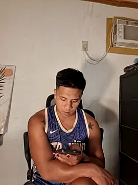 Felix_Asher's Live XXX Chat