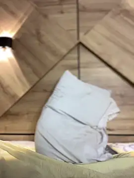 Chat +18 de MelissaAlCapone ao vivo