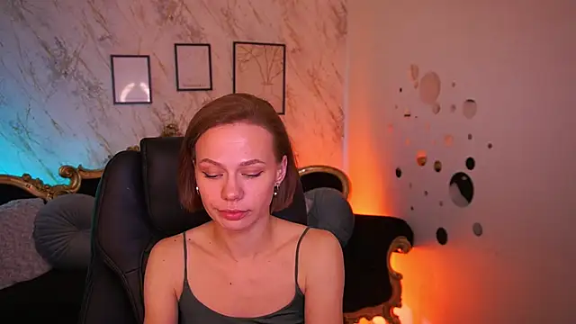 Chat XXX en directo de ShyySiren