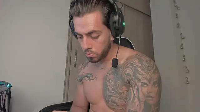 Axel__Blaze live XXX chat