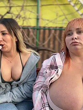 Chat +18 de SweetCuteGirls1023 ao vivo