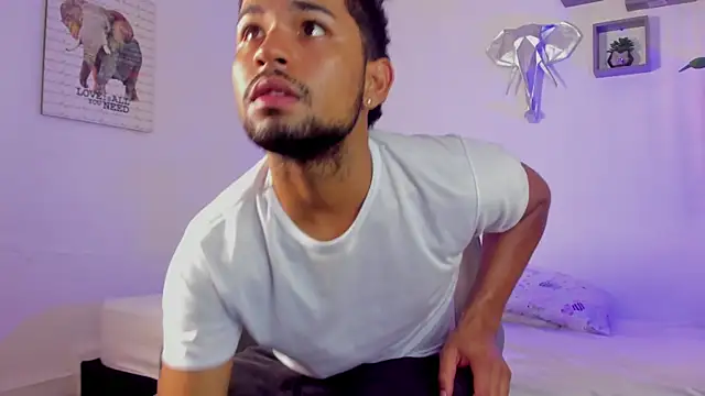 xhj_Gambaru Adlı Modelin Web Kamerası Şovu