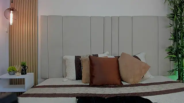 Victoria_Rosee Adlı Modelin Canlı XXX Sohbeti