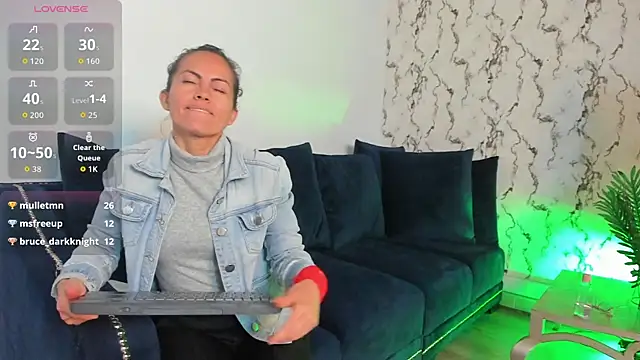 ShaylaMars 라이브 XXX 채팅