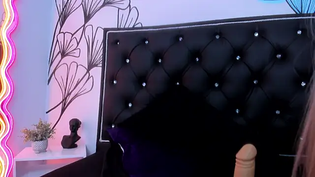 Sweet_Ariadna_ 라이브 XXX 채팅