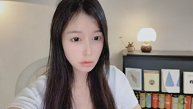 แชท XXX สดของ Onechestnut